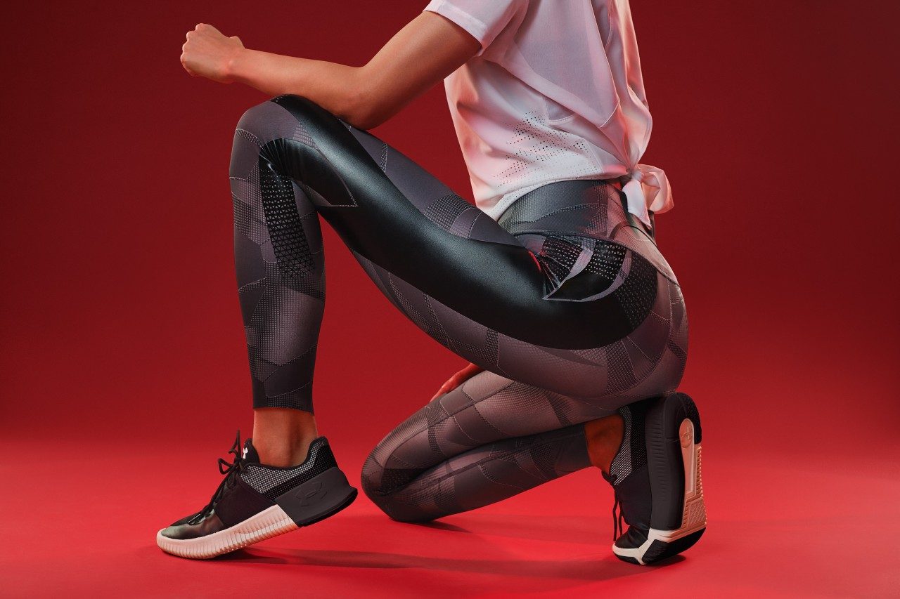 Powerprint constructed into form-fitting leggings and tops is designed to guide muscles through proper training movements