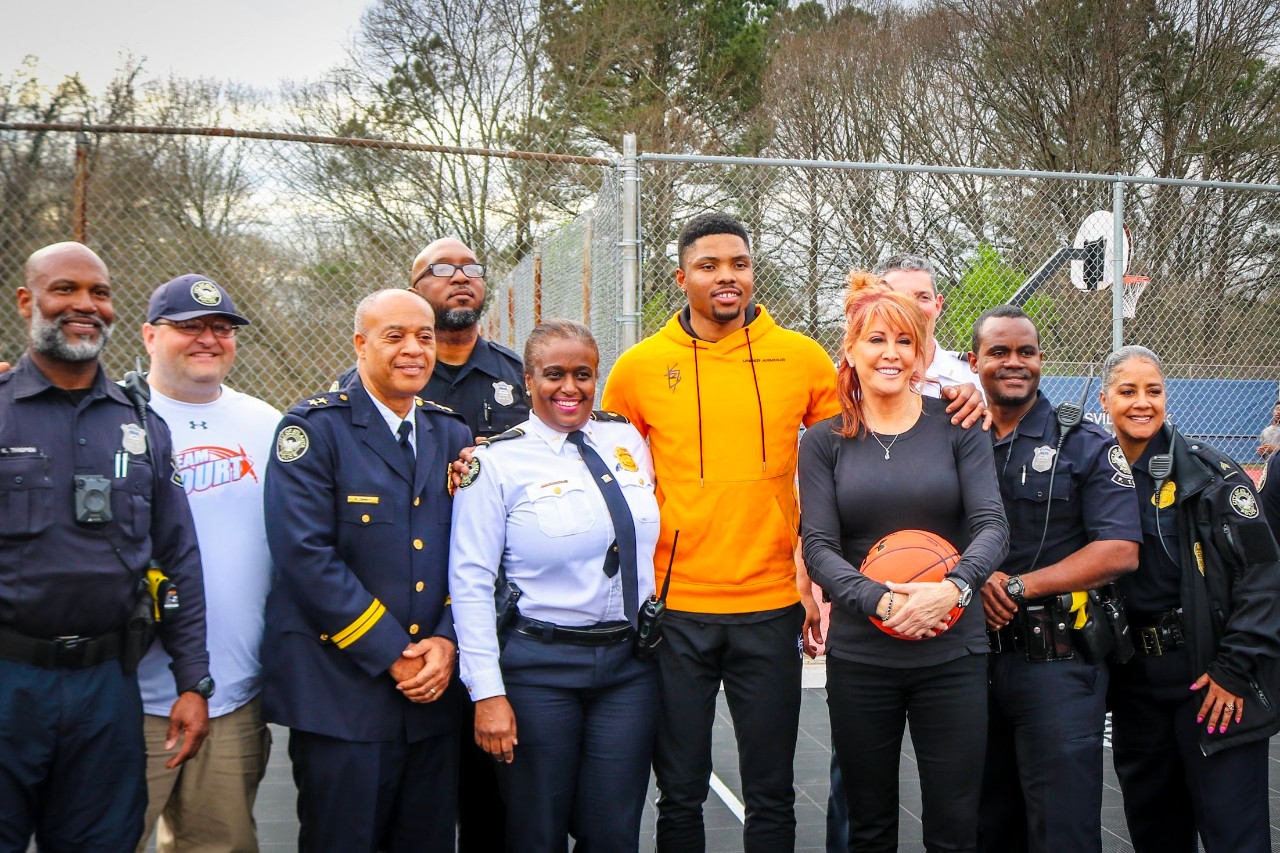 Atlanta Hawks Unveil '404 Forever' Uniforms, Court - Sports