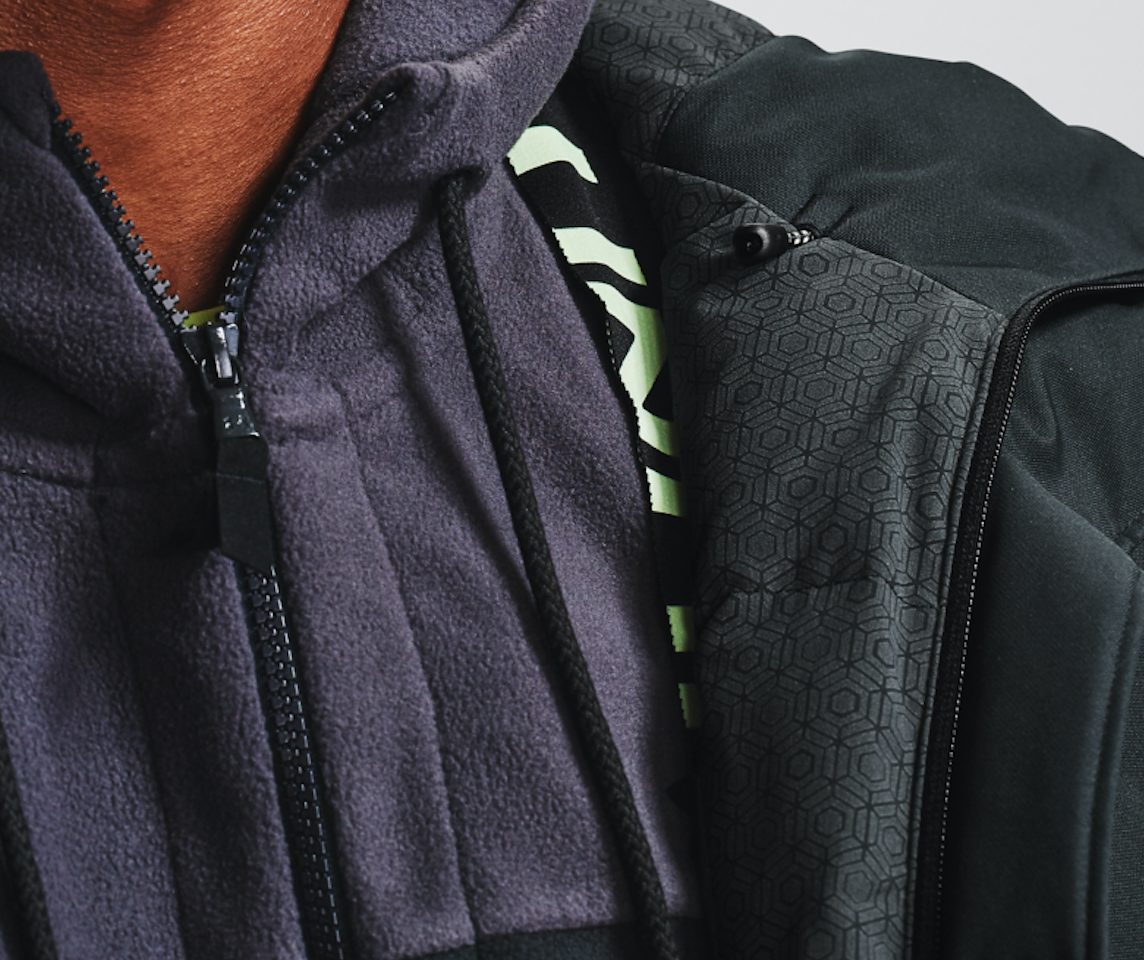 The UA Recover Down Parka features UA Recover technology, as well as UA Storm technology to repel water without sacrificing breathability. 
700-fill Allied duck down insulation provides extreme warmth and is ethically sourced, while removable interior straps allow for easy transport and on-the-go wear
