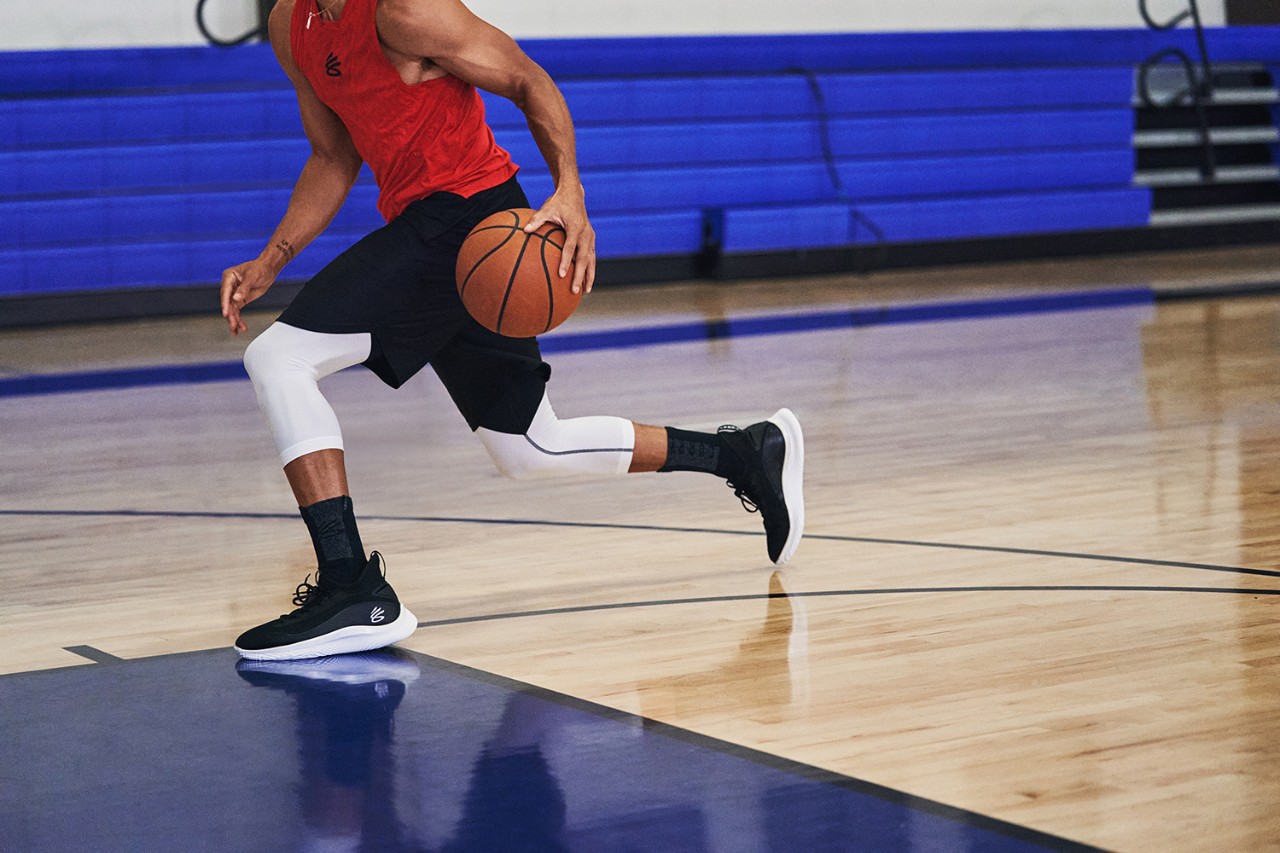 What Pros Wear: Under Armour Unveils the Curry Brand Alongside Innovative  Curry Flow 8 - What Pros Wear