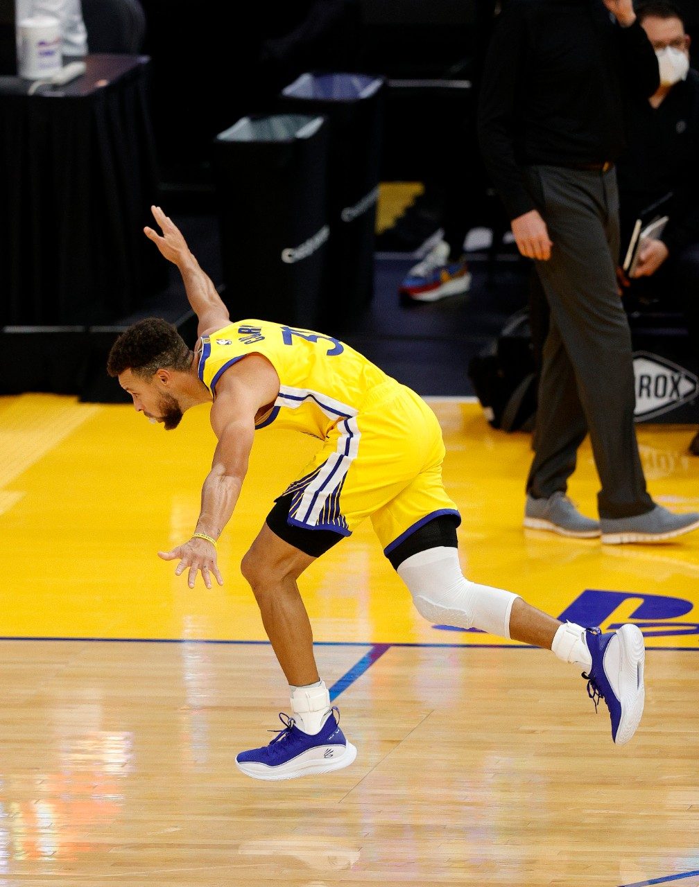 Stephen Curry has career-high 62, Warriors beat Blazers - The Columbian