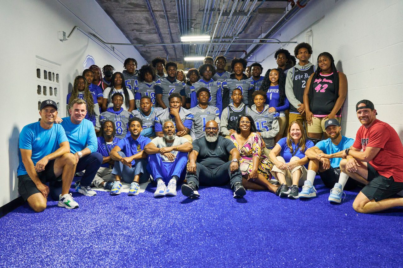 Under Armour’s Celebrates 21st Annual ‘Armour Day’ with Community Service Across the City Of Baltimore