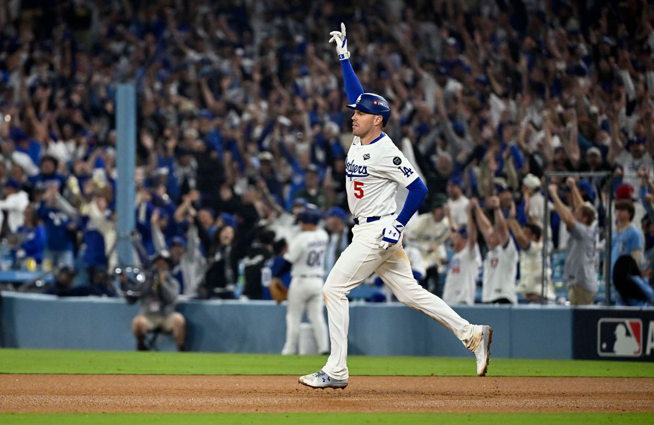 Freddie Freeman Wins Back-to-Back World Series Titles