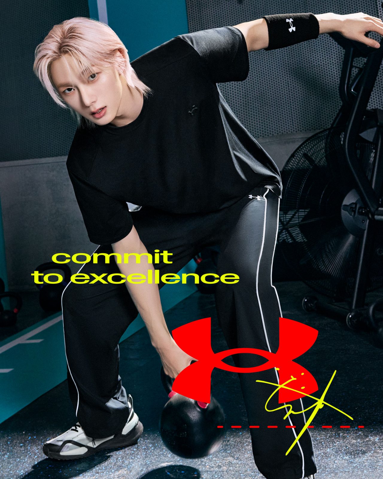 Sungho in Under Armour Bouncy Tee
