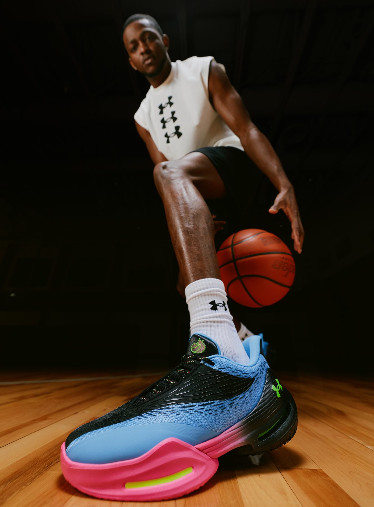 De'Aaron Fox in in fox 3 on Court