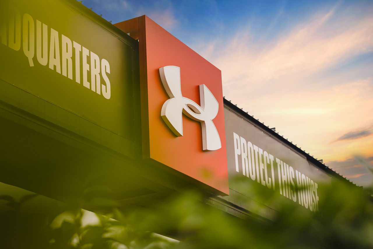 Under armour company online