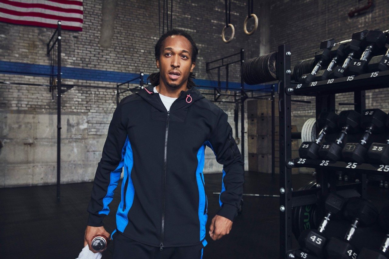 UA Recovery gear was rigorously engineered to fuel muscle restoration after you work out.