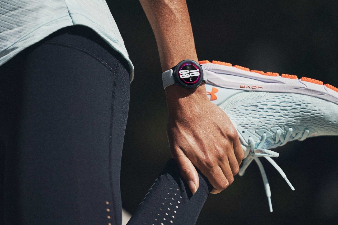 Keep going farther, faster, with real-time Form Coaching on MapMyRun - integrated with the Samsung Galaxy Watch Active2 - UA Edition