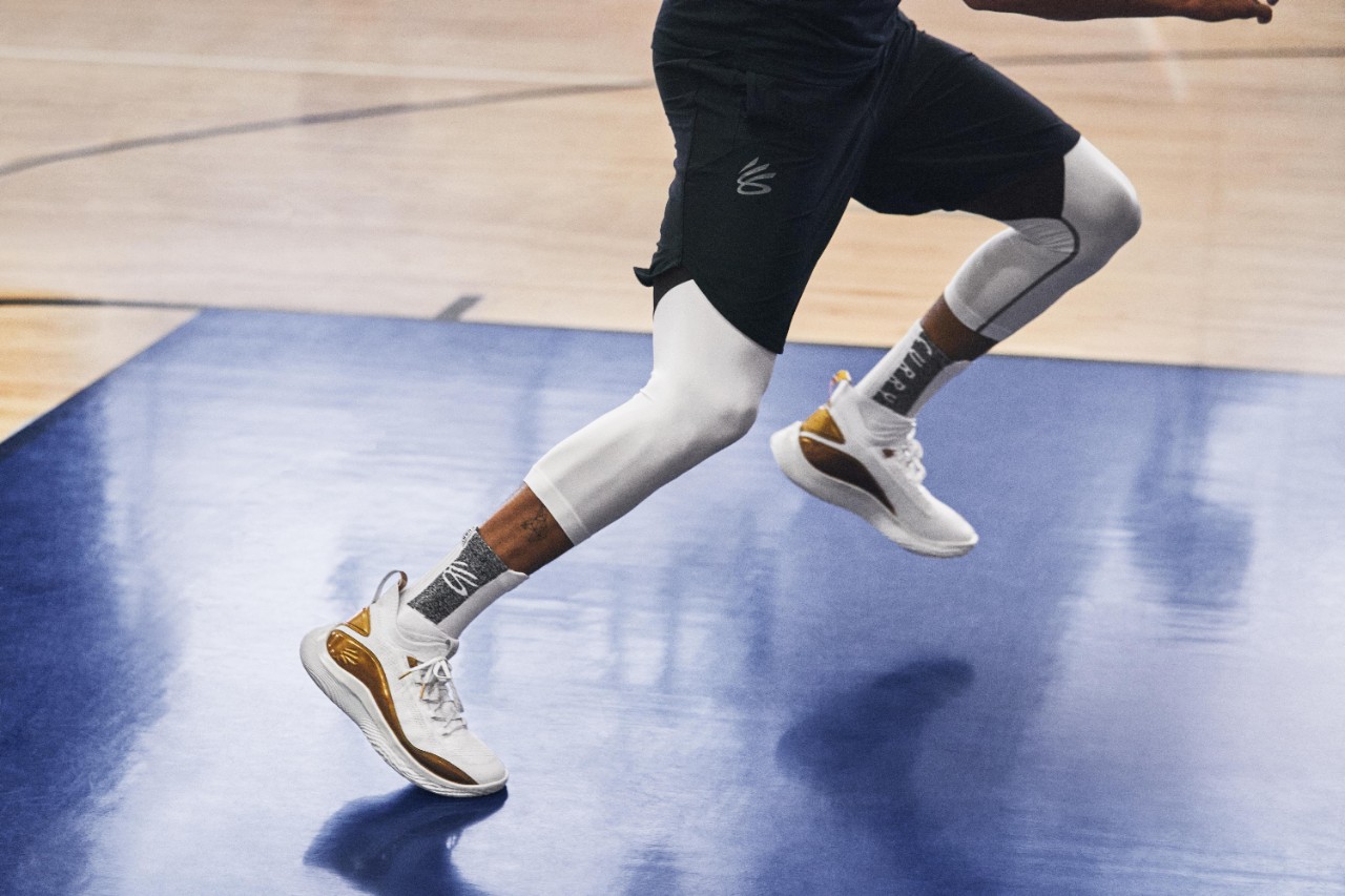 Curry 8 Golden Flow