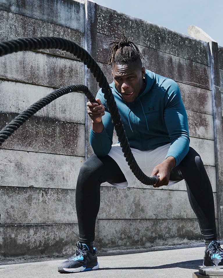 THE BEST HOLIDAY GIFTS FOR THE GUY IN YOUR LIFE THAT ARE SNOW JOKE