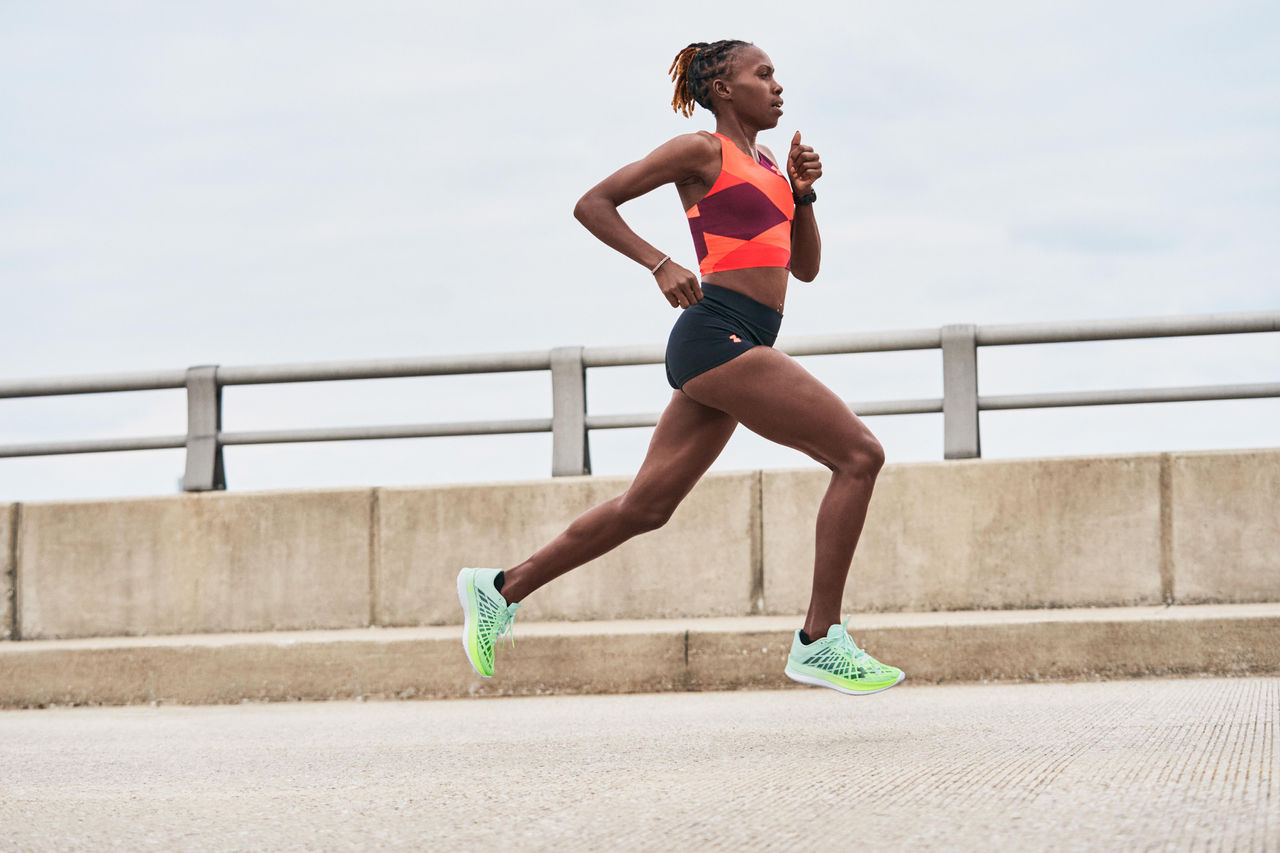 Athlete's footwear online