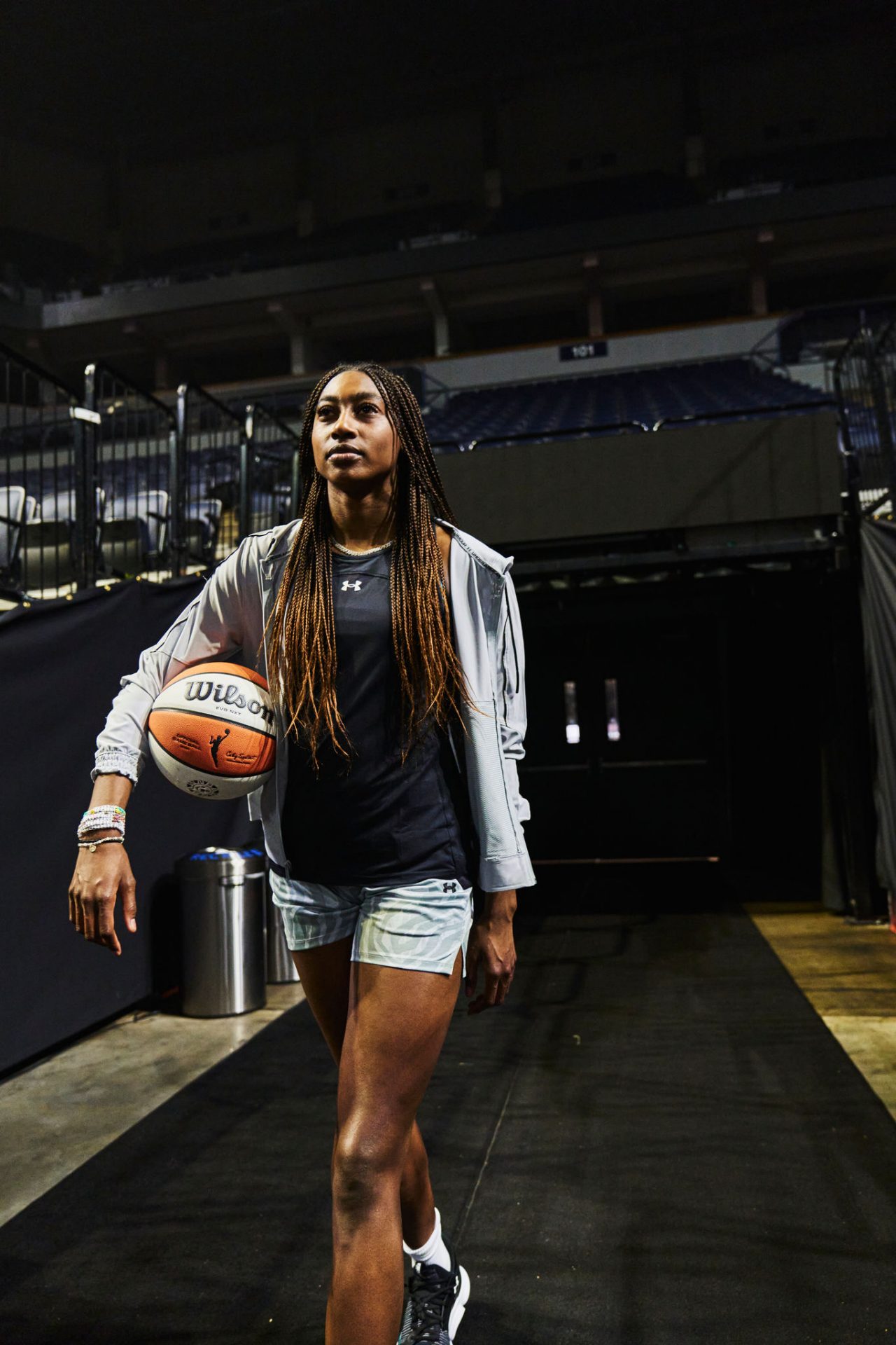 Diamond Miller Signs with Under Armour