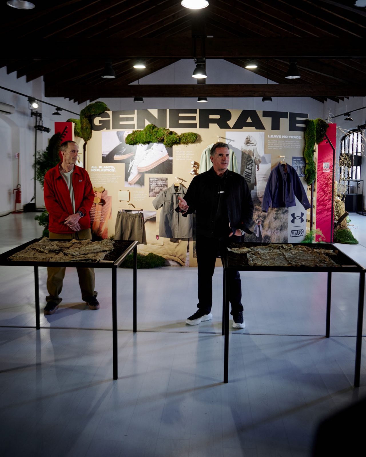 UA X Unless Milan Display