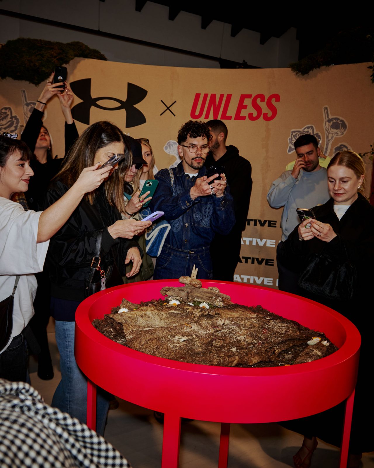 UA X Unless Milan Display