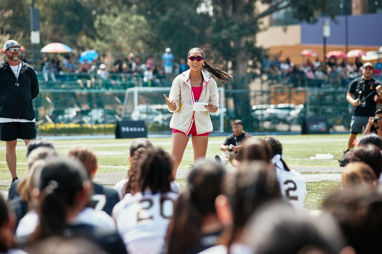 Diana Flores Speaking